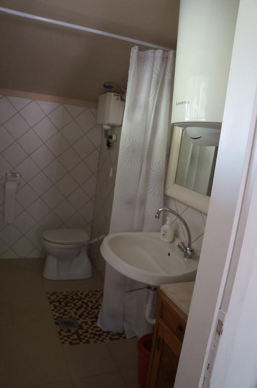 Badacsony Vendeghaz Villa Badacsonytördemic Rum bild